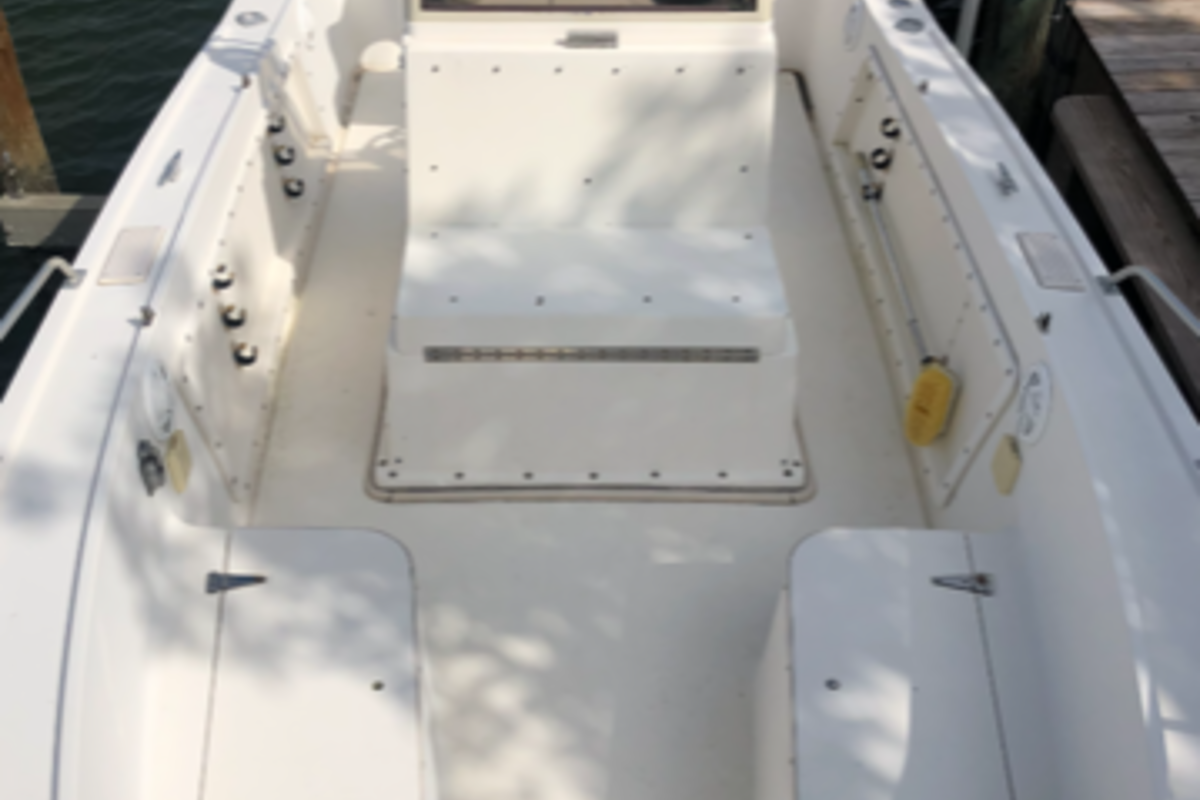1991 Mako 221, 3