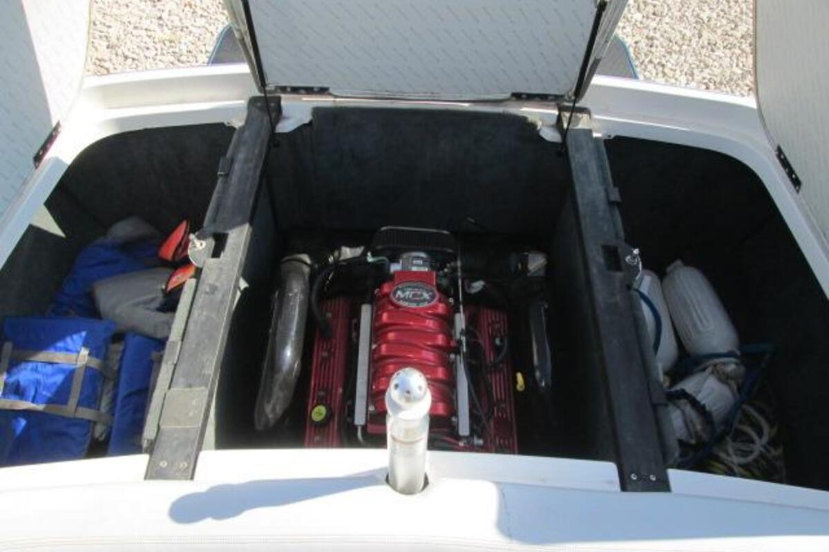 2004 MasterCraft Xstar, 10
