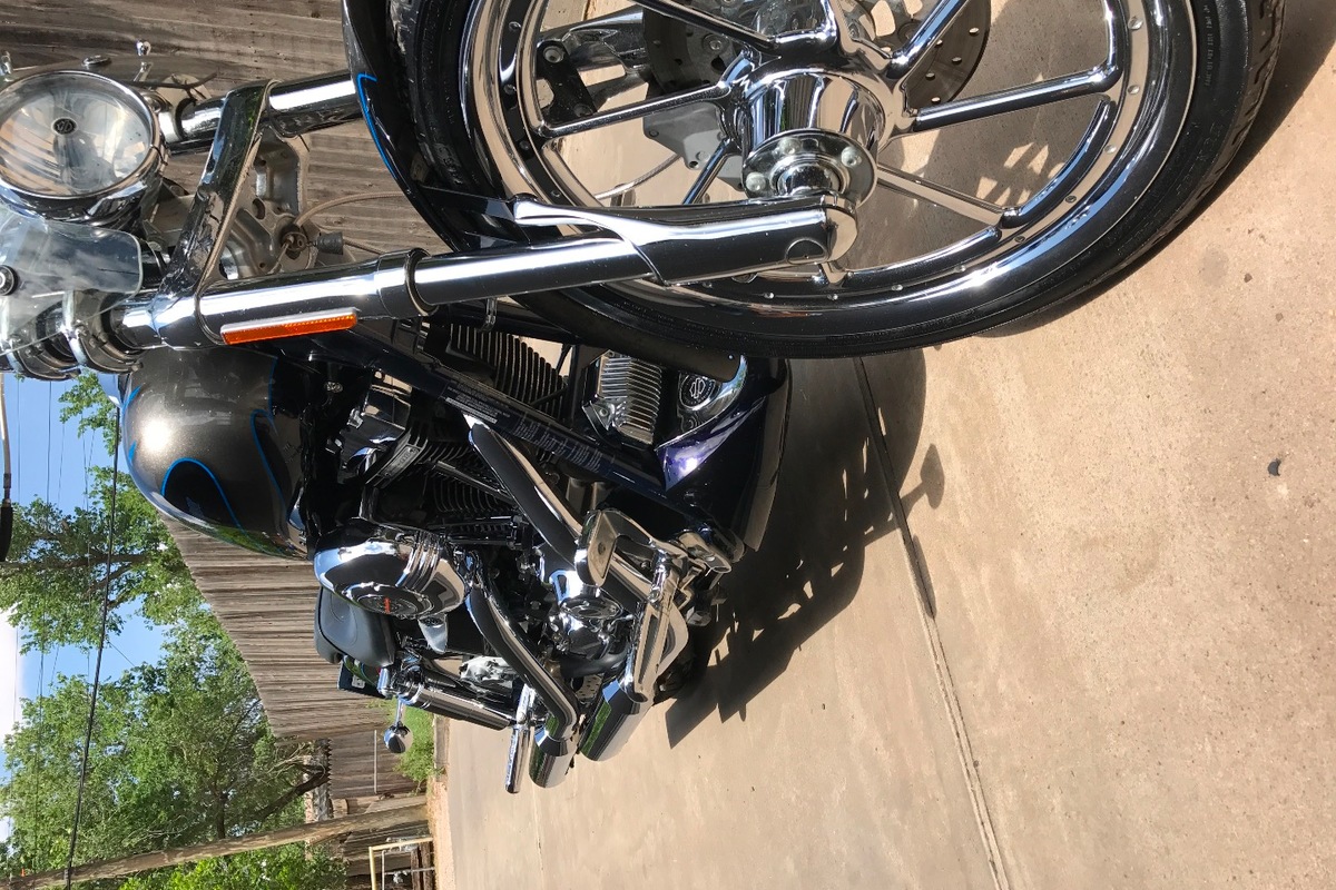 2007 Harley-Davidson Dyna, 3