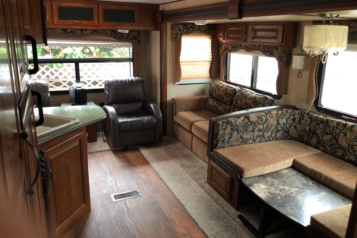 2015 Keystone Cougar, 5