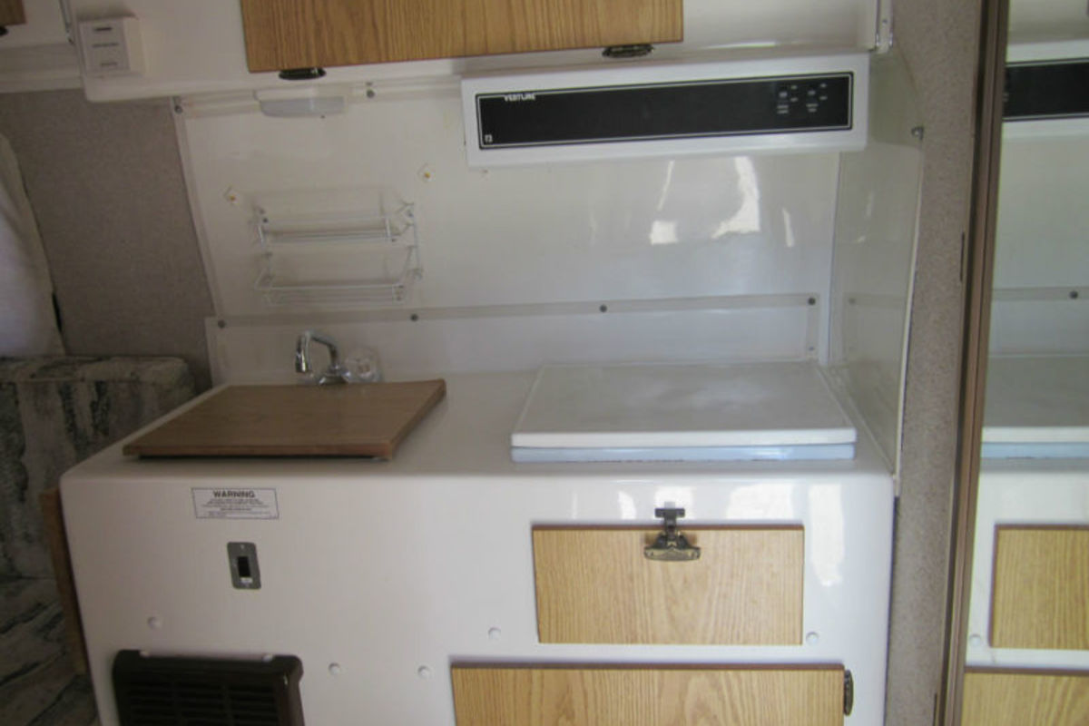 2000 Casita Liberty Deluxe, 4