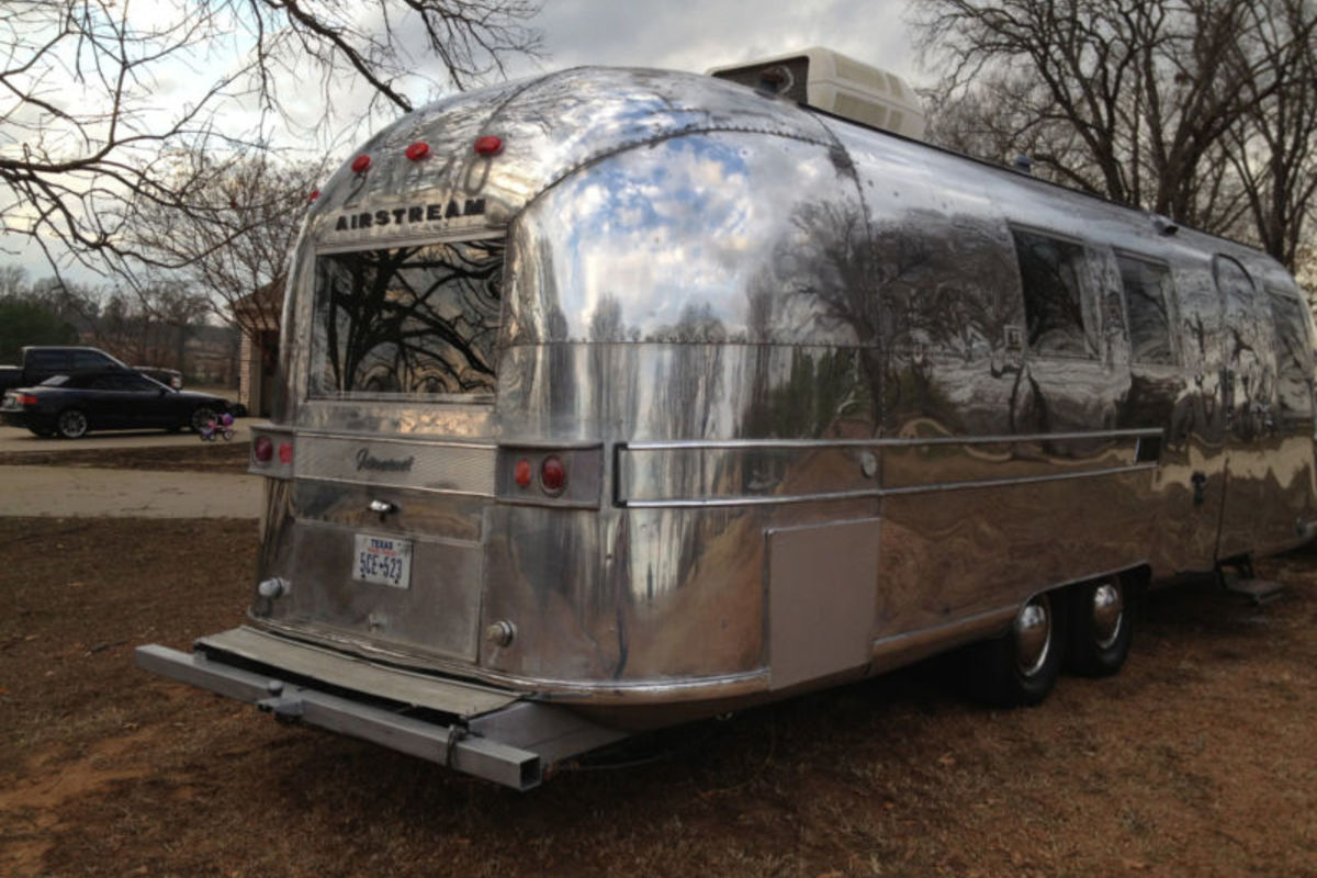 1968 Airstream Land Yacht Ambassador, 6
