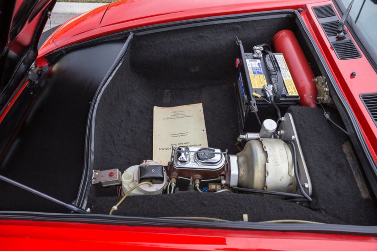 1973 De Tomaso Pantera, 32