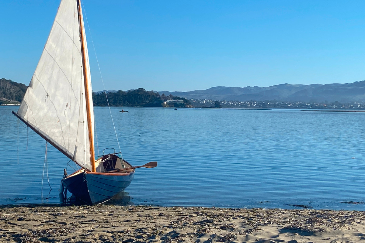 1990 Alpha Beachcomer Sailing dory, 0