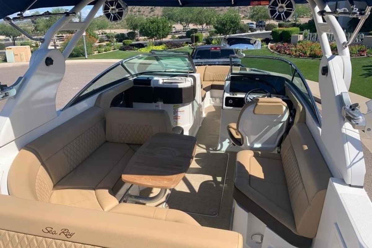 2021 Sea Ray SLX 250, 13