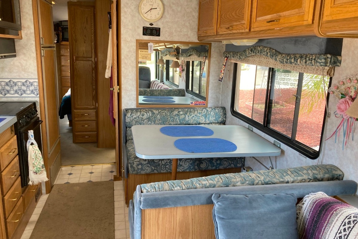 1997 Fleetwood Bounder in Hemet, CA