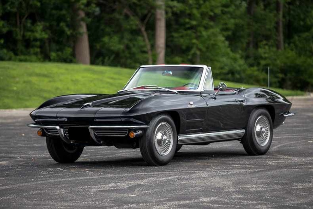 1964 Chevrolet Corvette, 2