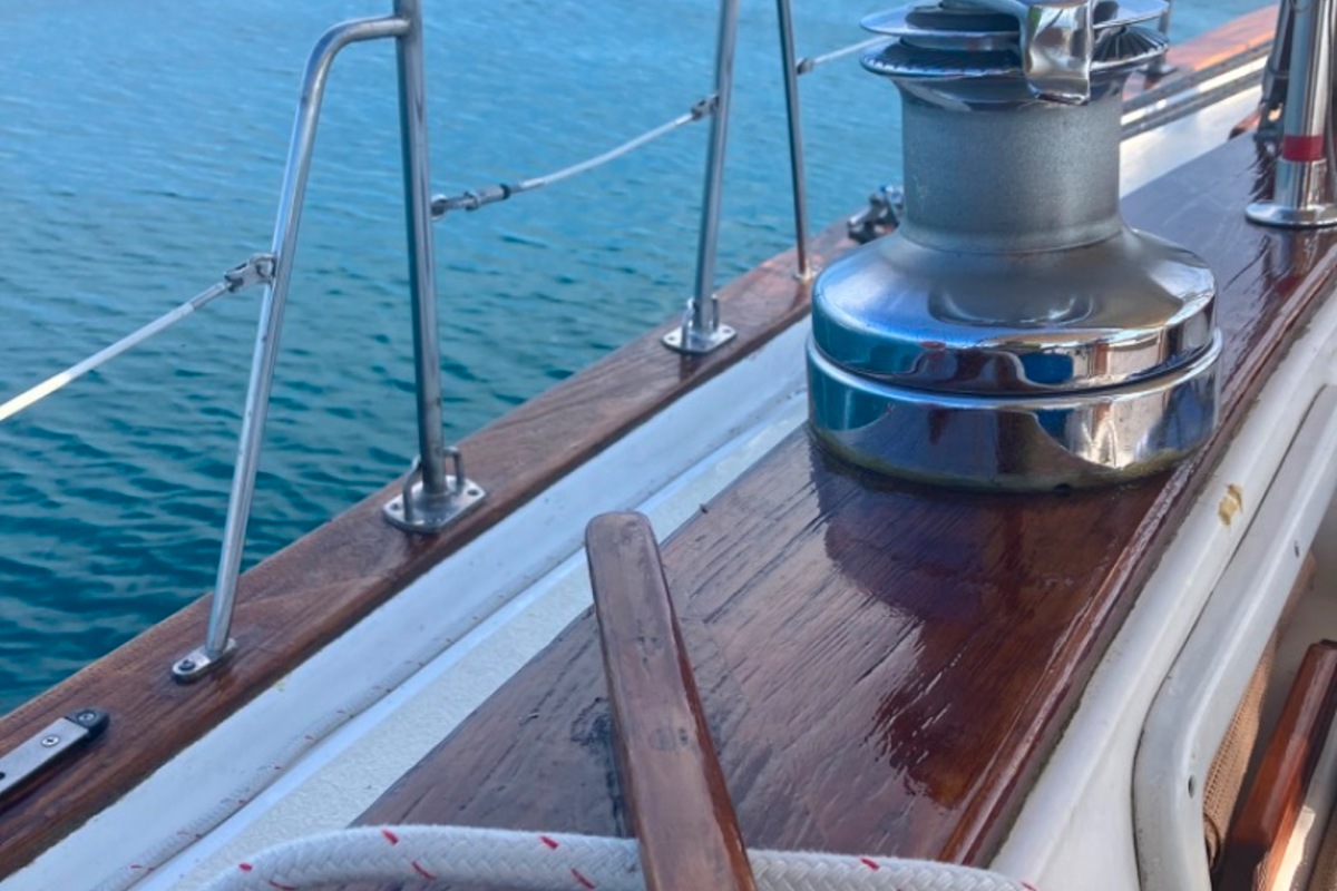 1985 Endeavour 42cc, 1