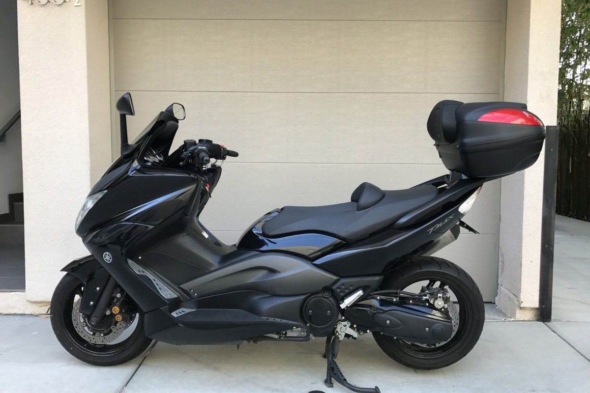 2011 Yamaha T-MAX 500, 3