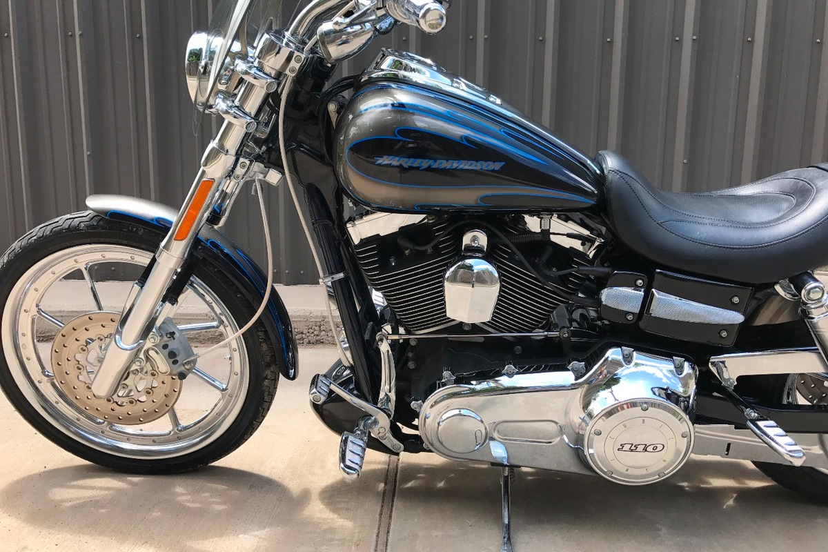 2007 Harley-Davidson Dyna, 1