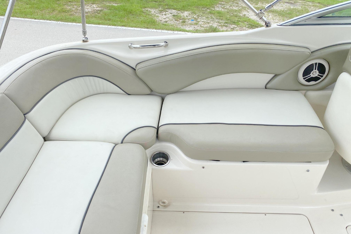 2006 Sea Ray 240 Sundeck, 18