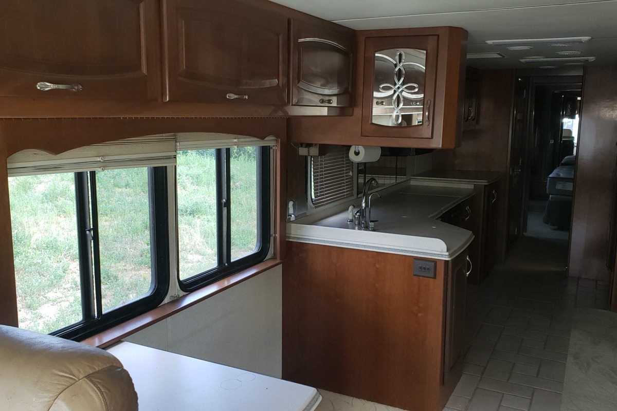 2004 Newmar Mountain Aire 4301, 5