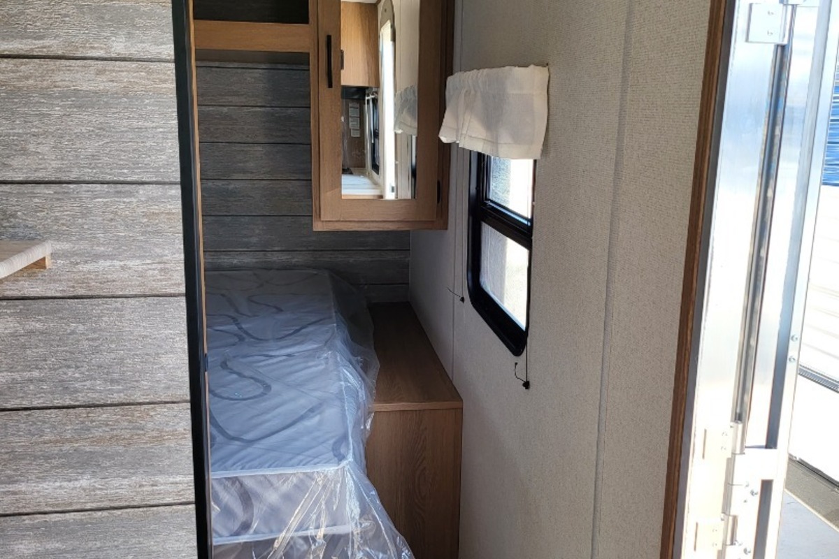2023 New Primetime 28QBSLE Quad Bunk, 16