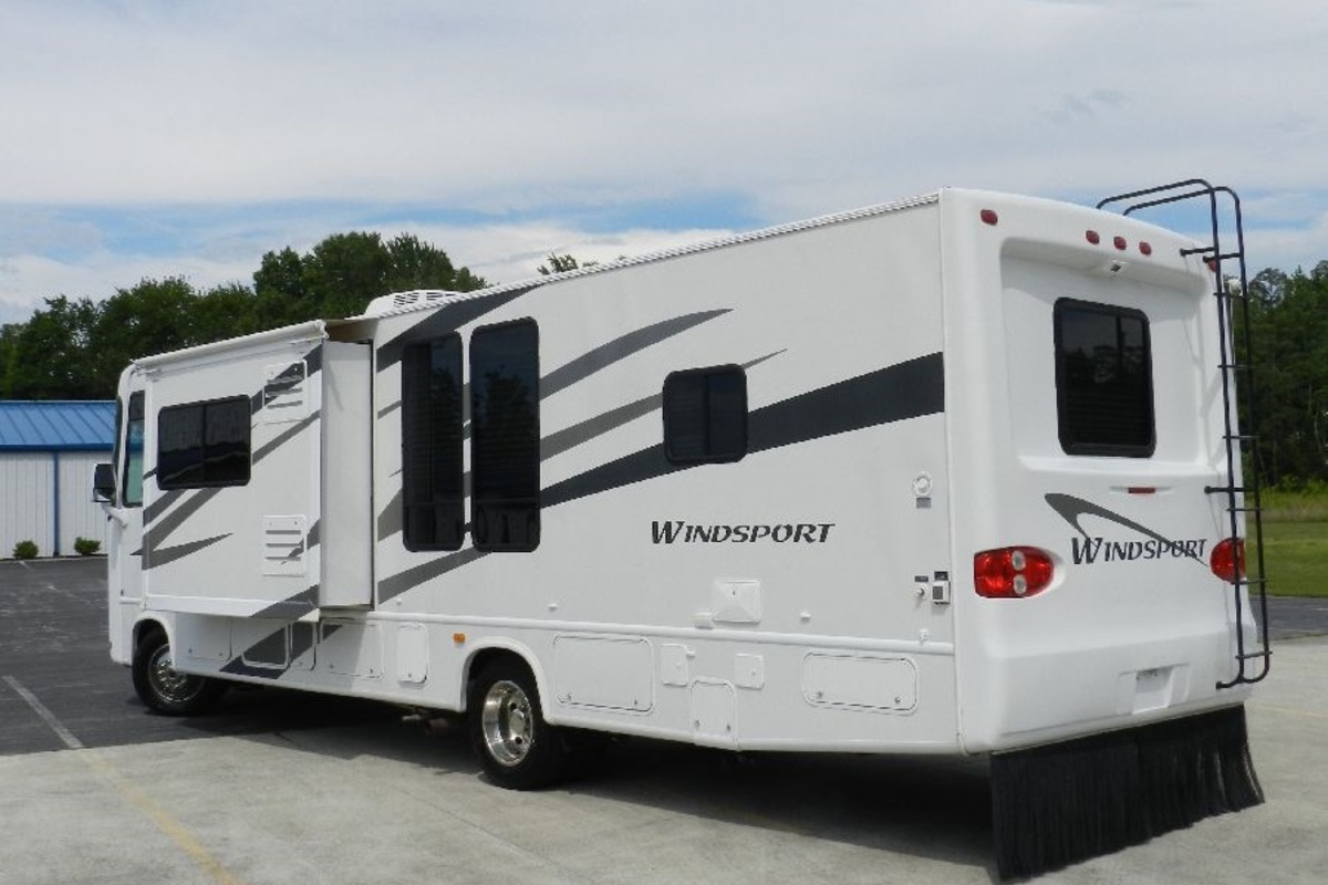 2008 Four Winds WINDSPORT 32, 5