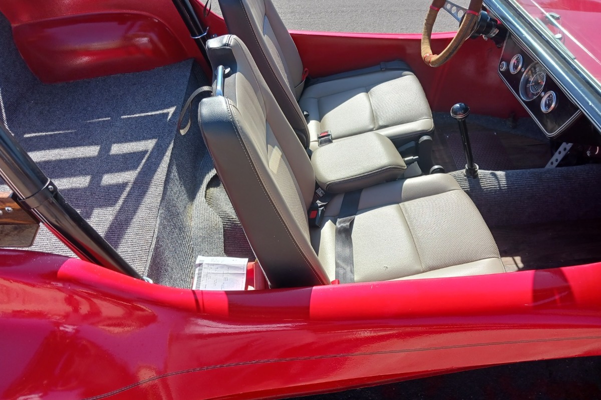 1971 Volkswagen Manx Dune Buggy Wood stake bed, 4