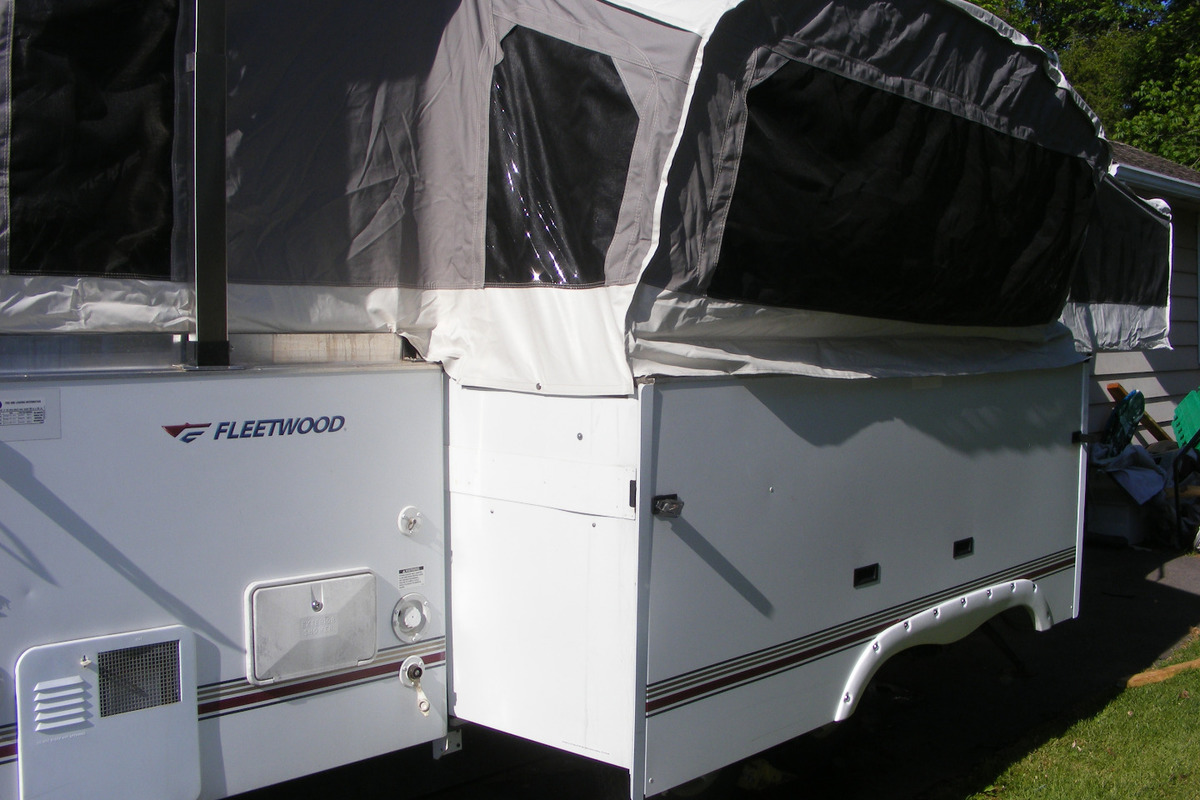 2008 Fleetwood Avalon 4249, 4
