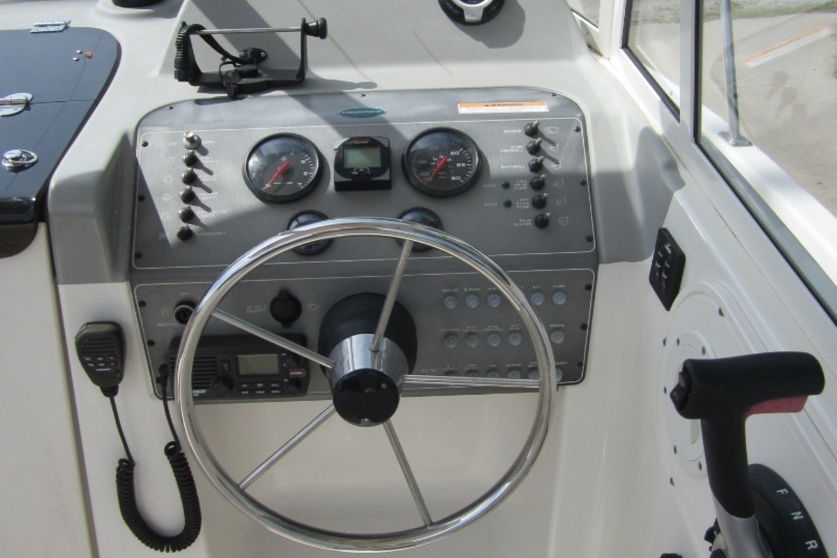 2011 Trophy Trophy 2102, 9