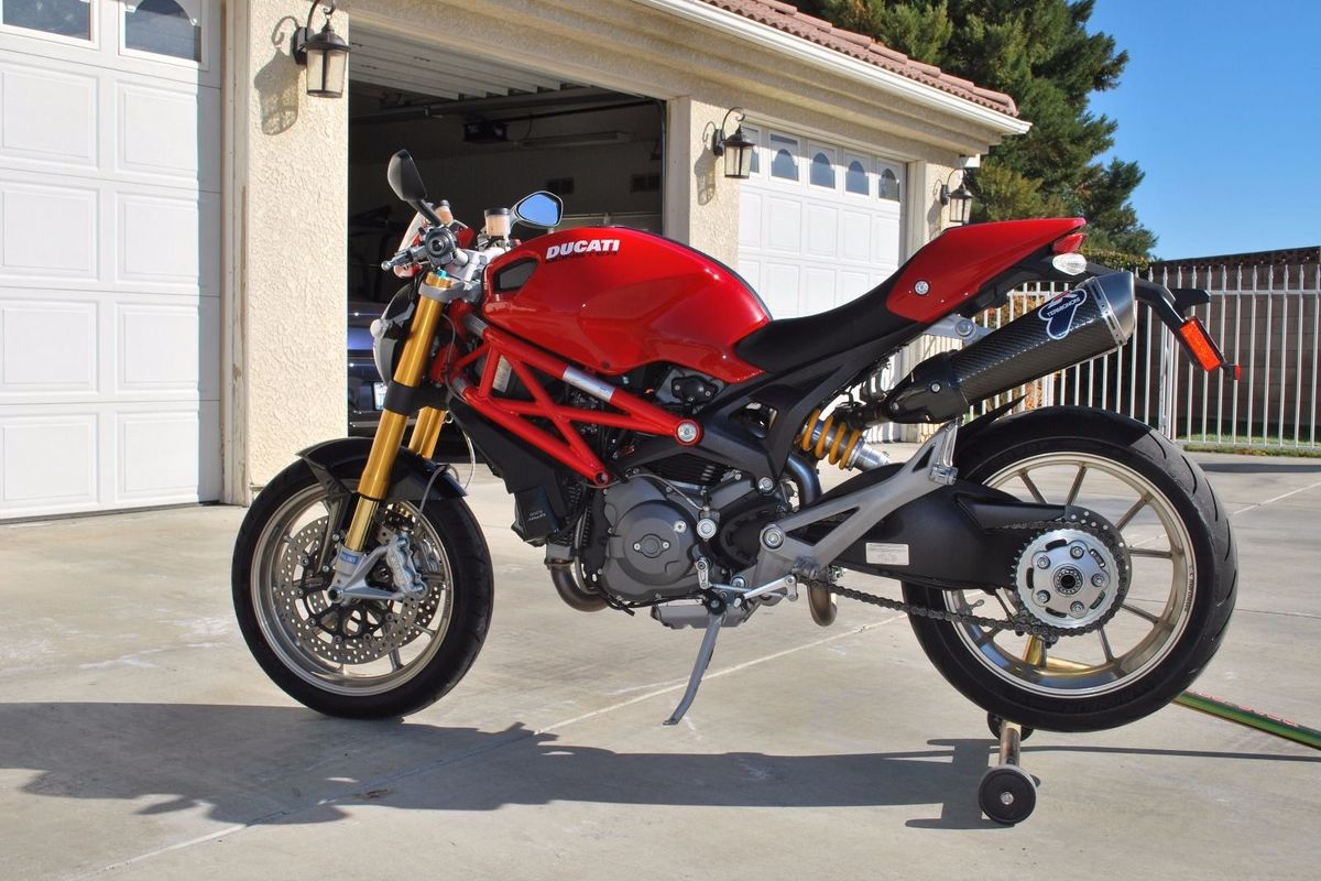 2009 Ducati Monster, 2