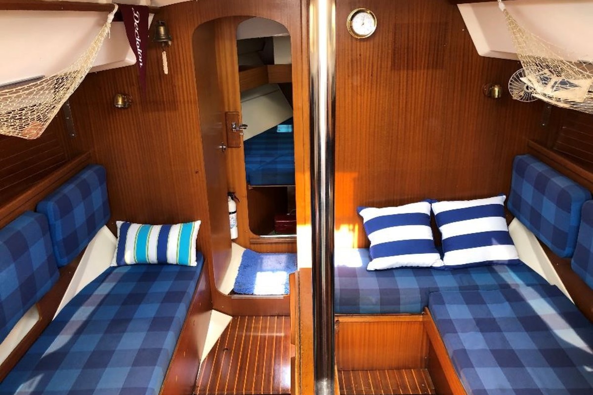 1975 Dufour 31, 7