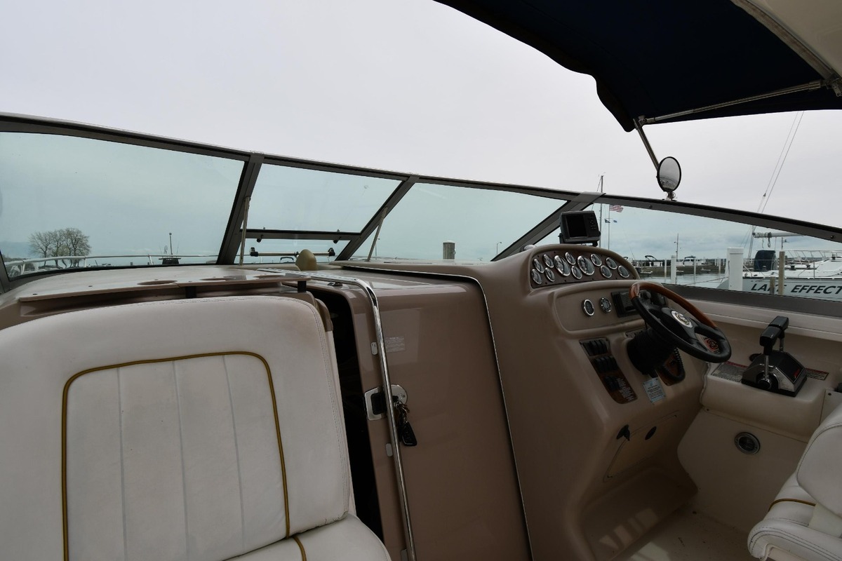 2001 Sea Ray 290 Sundancer, 15