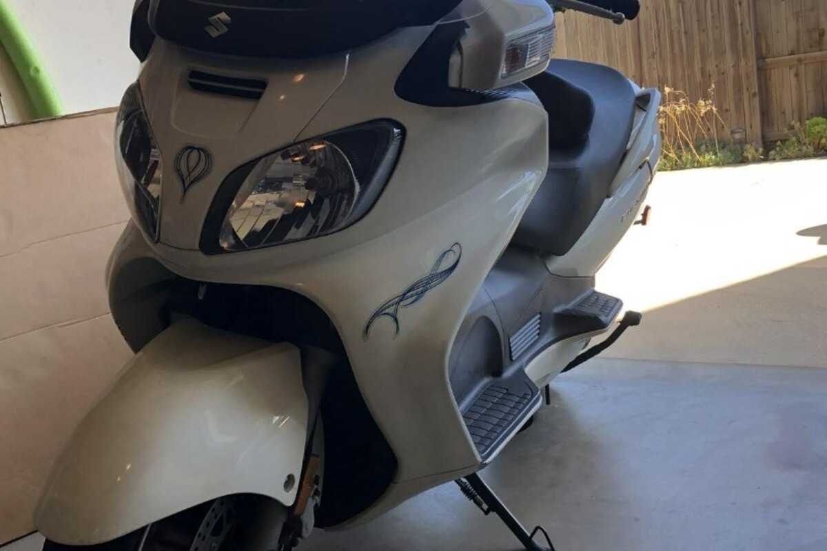 2006 Suzuki Burgman 650 cc, 1