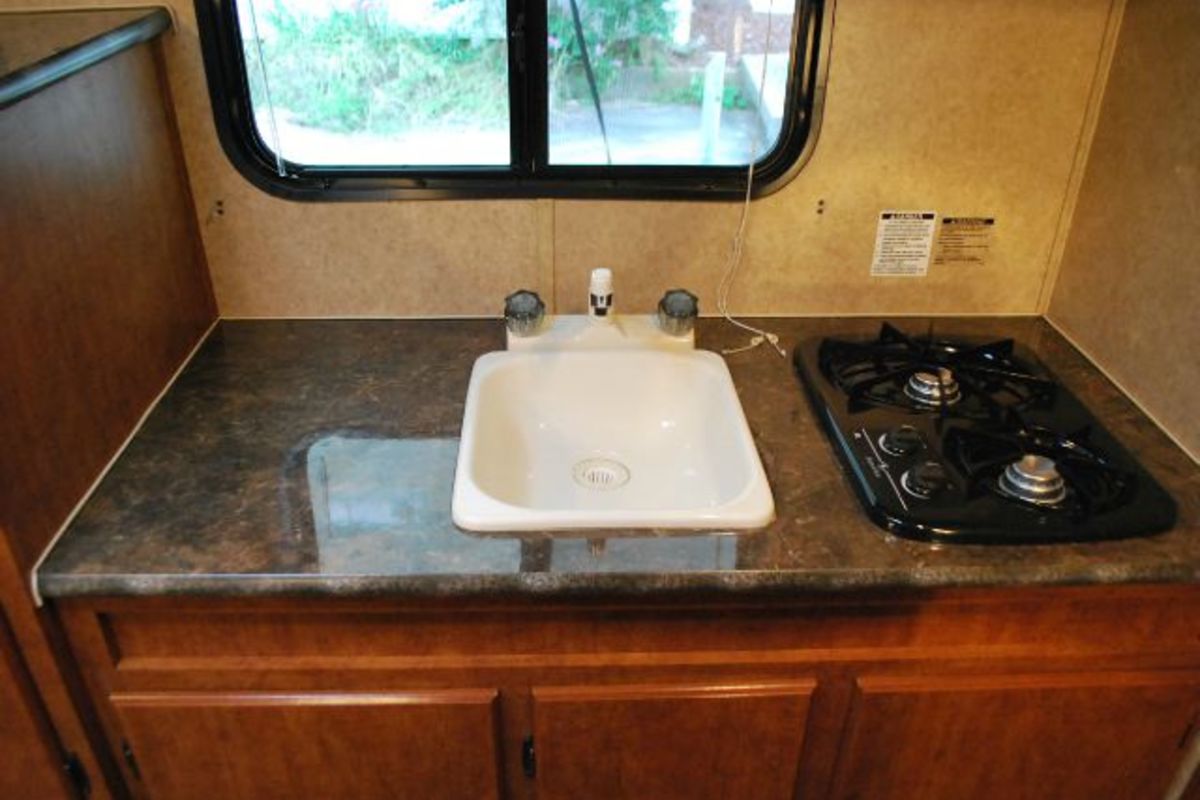 2013 Skyline Nomad 186, 3