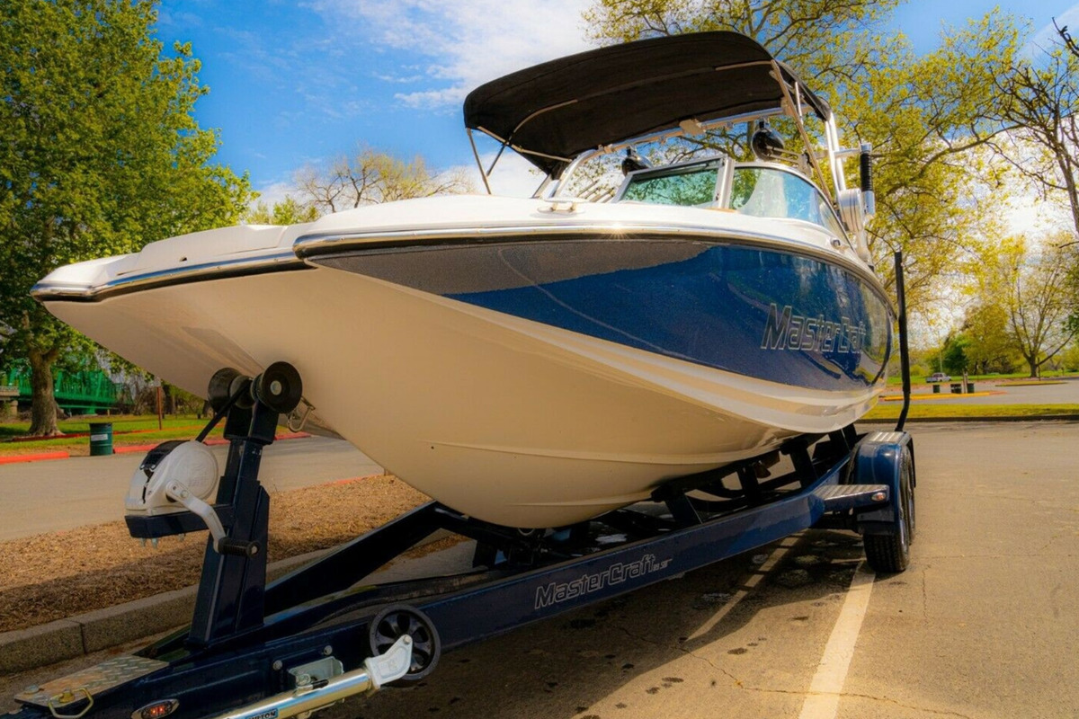 2012 MasterCraft X25, 1