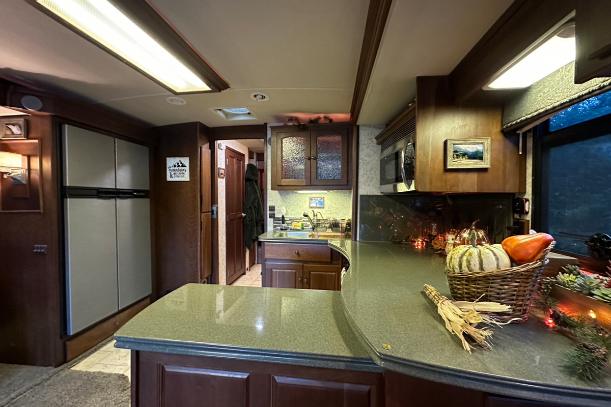 2007 Winnebago Vectra 40FD, 12