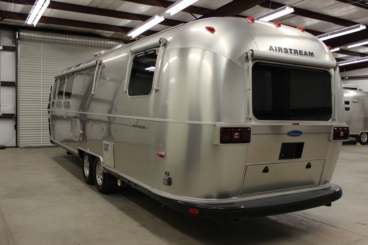 2005 Airstream Classic, 3