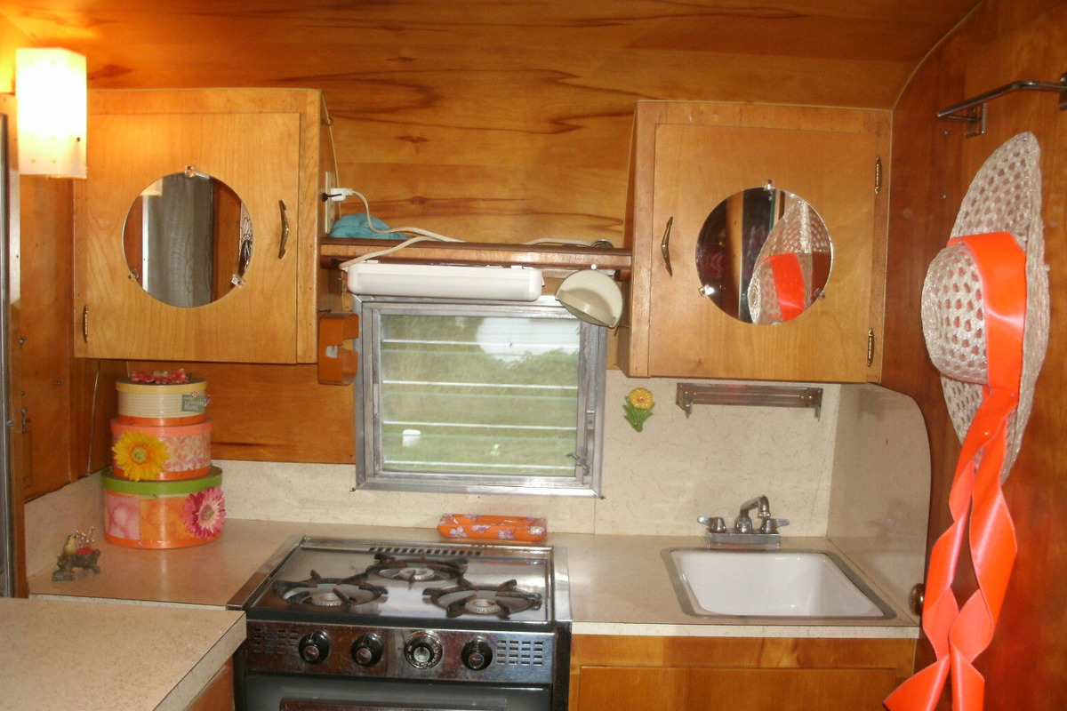 1963 Shasta 16' SCS, 2