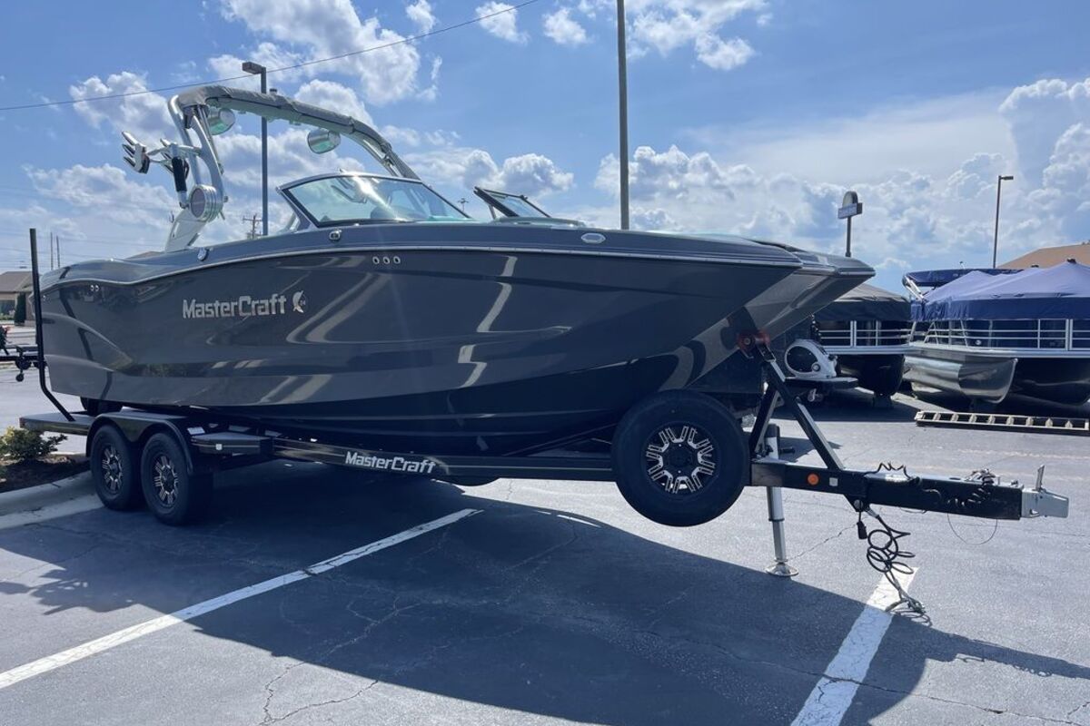 2019 MasterCraft X-24, 1