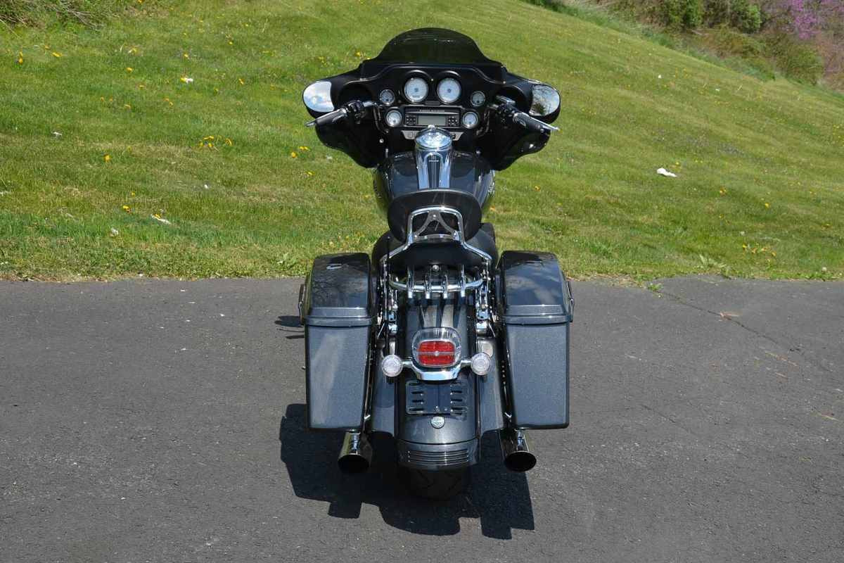 2009 Harley-Davidson Street Glide FLHX, 1