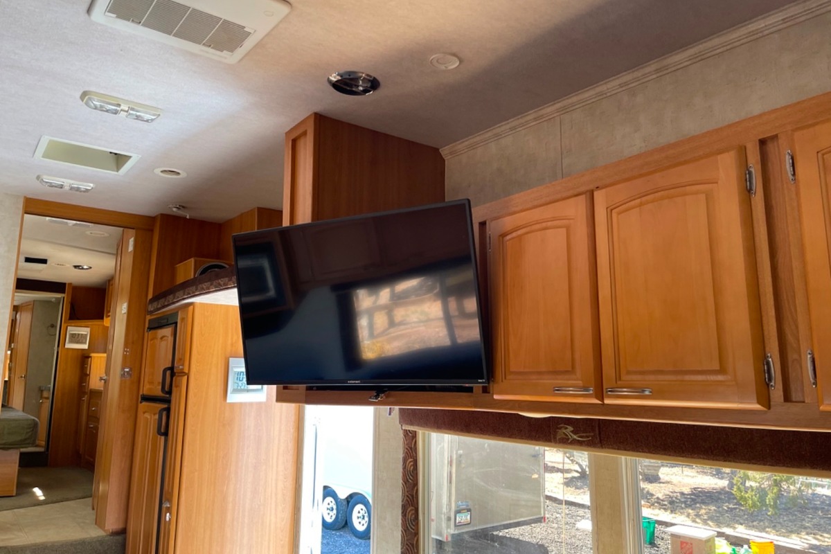 2007 Ragen Blackhawk 36-05, 8