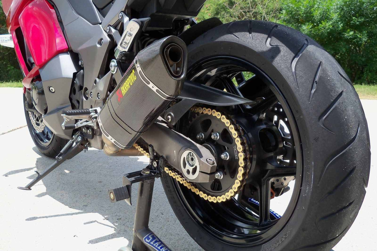 2011 Kawasaki Ninja, 4