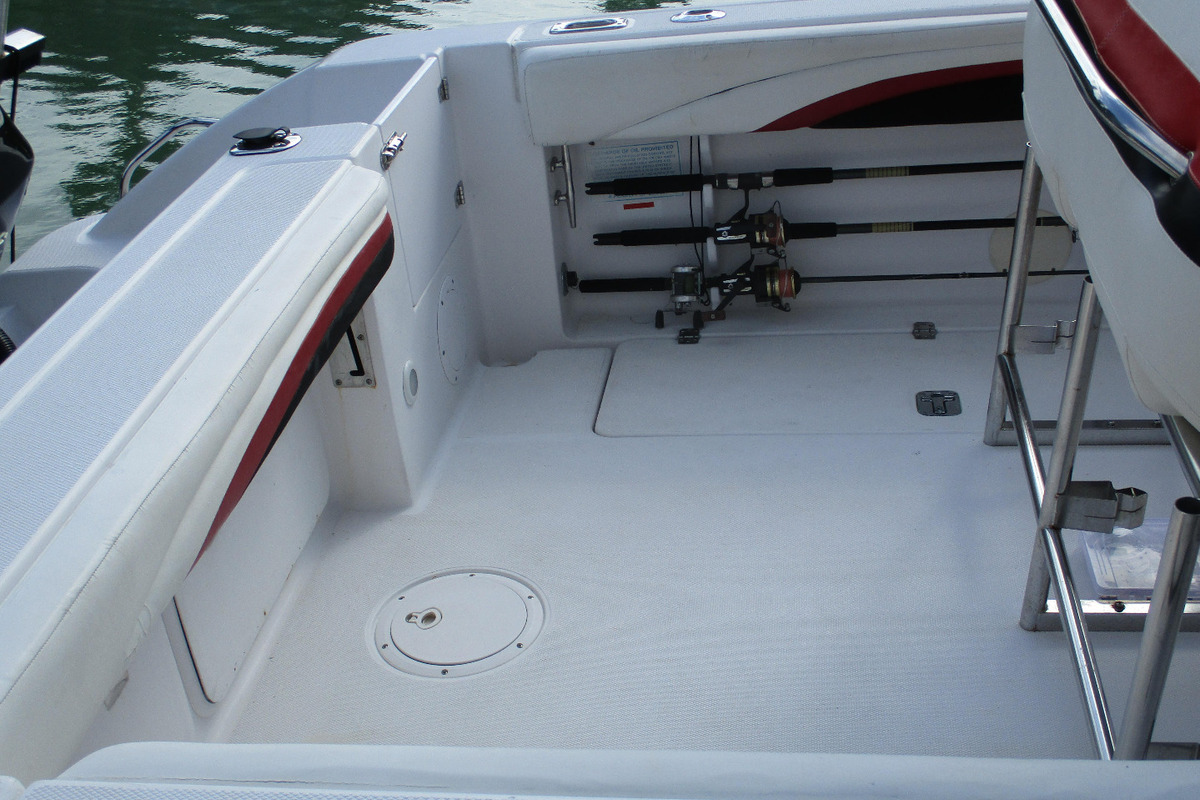 2002 Donzi ZF23, 18