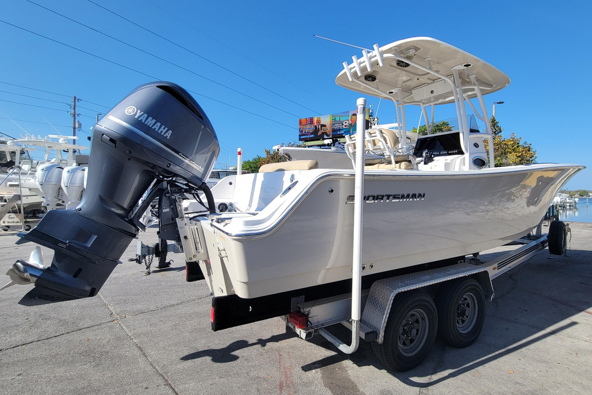 2015 Sportsman Boats Heritage 251, 3