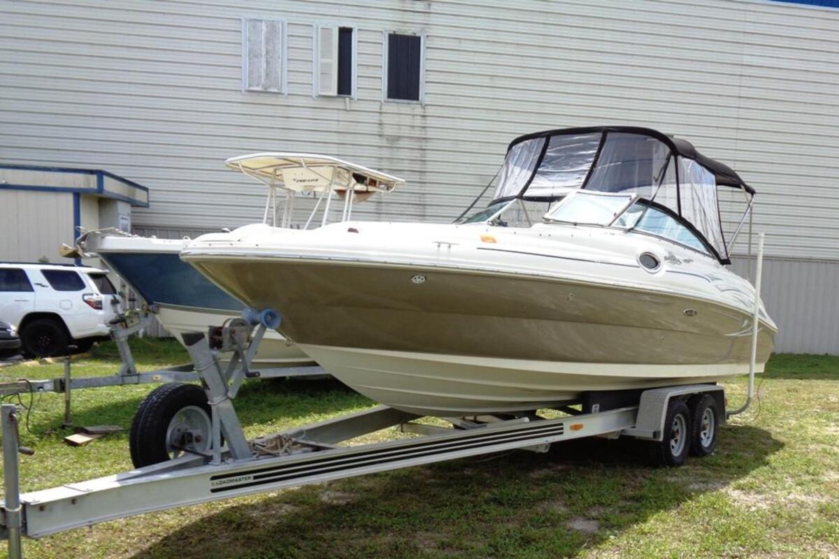 2006 Sea Ray 240 Sundeck, 0