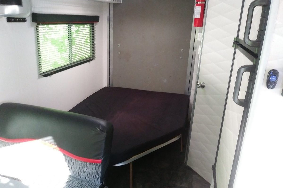 2006 Keystone Hobbi HB200 in Elkton, MD