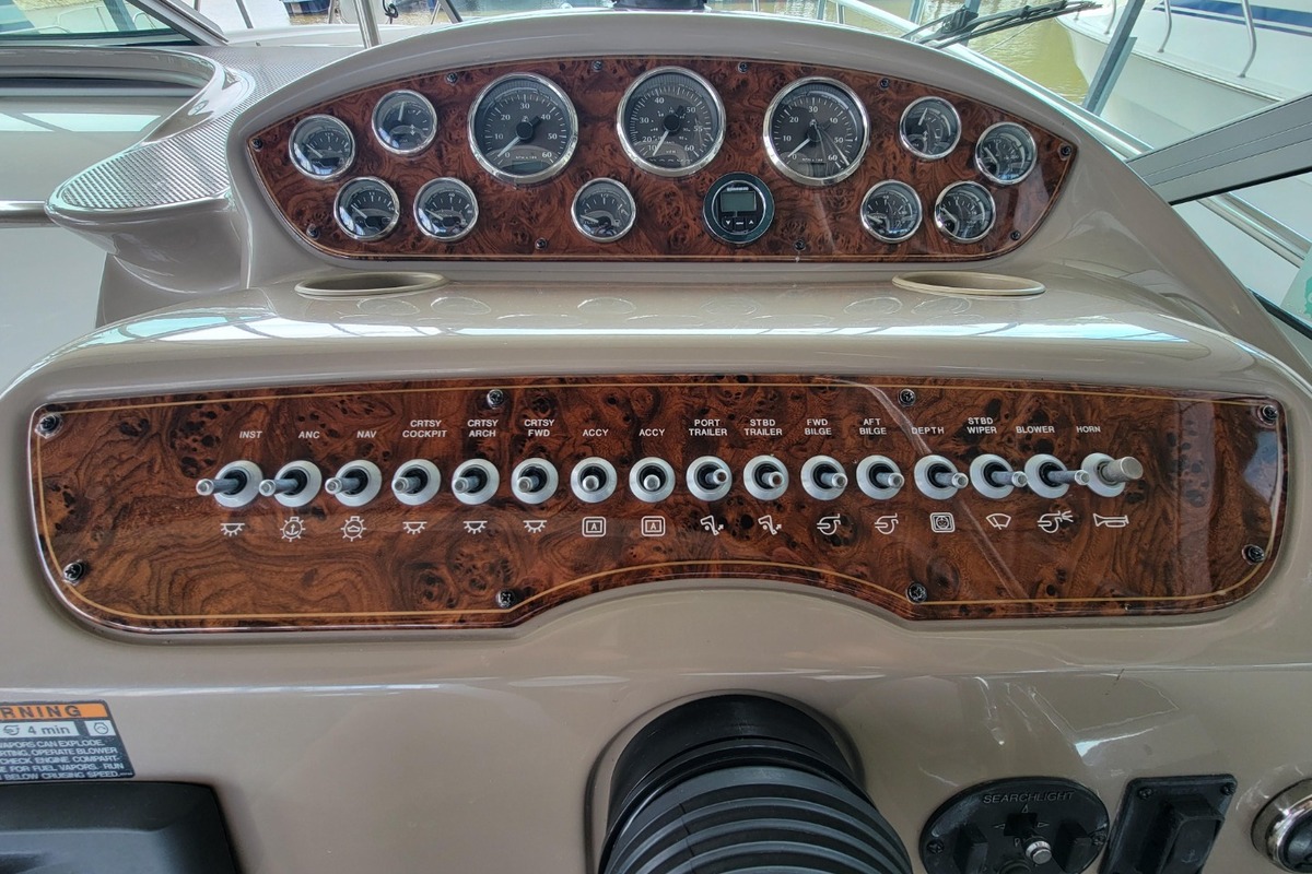 2003 Maxum 3100 SCR, 16
