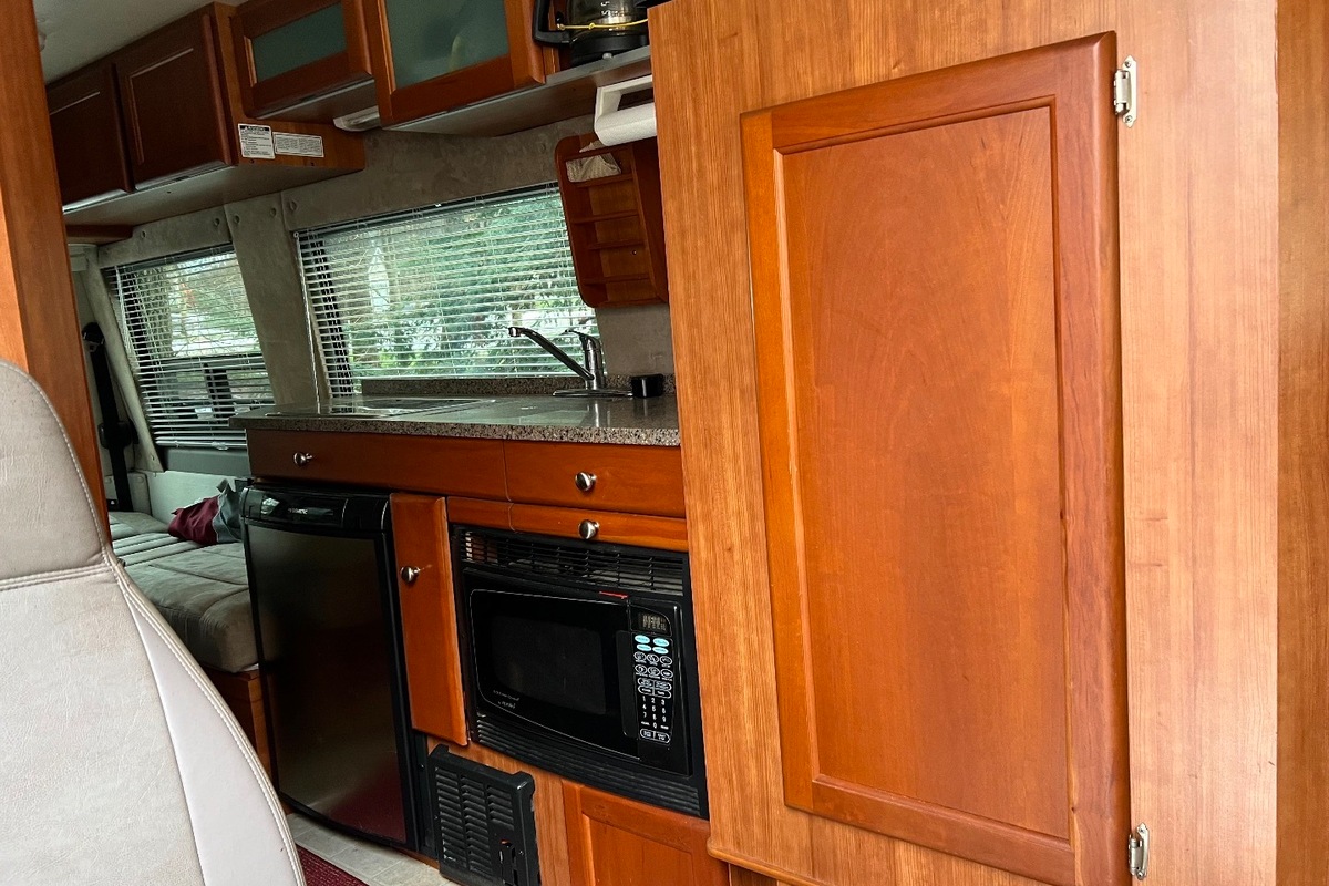 2008 RoadTrek RS Adventurous, 4