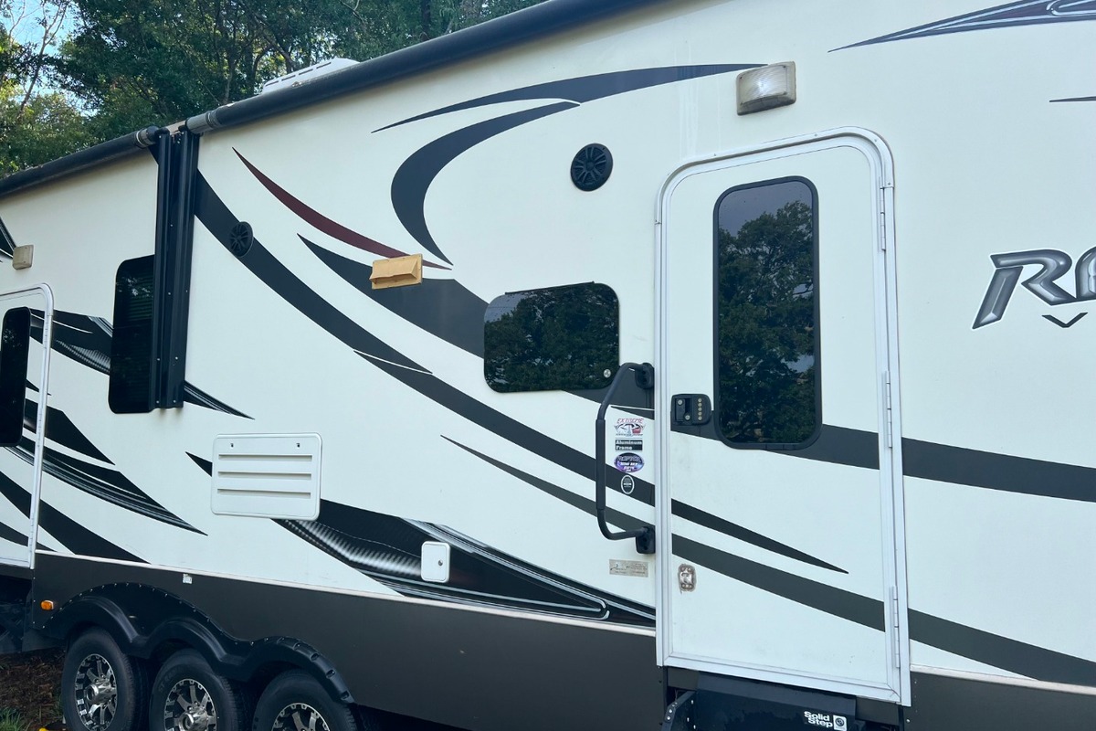 2013 Keystone Raptor Velocity 365LEV13 in Fripp Island, SC