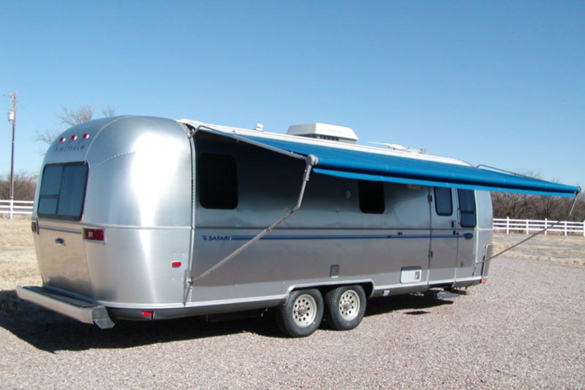 2001 Airstream Safari S-27B WB, 4