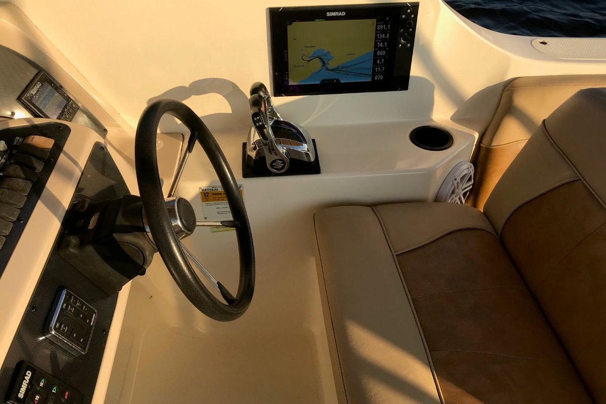 2000 World Cat 266 Leisure Cat, 2