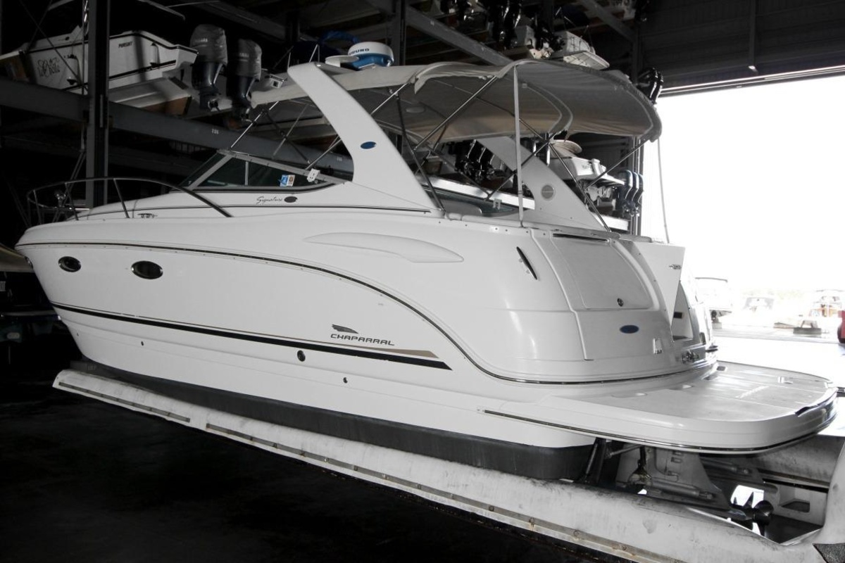 2003 Chaparral 320 Signature, 2