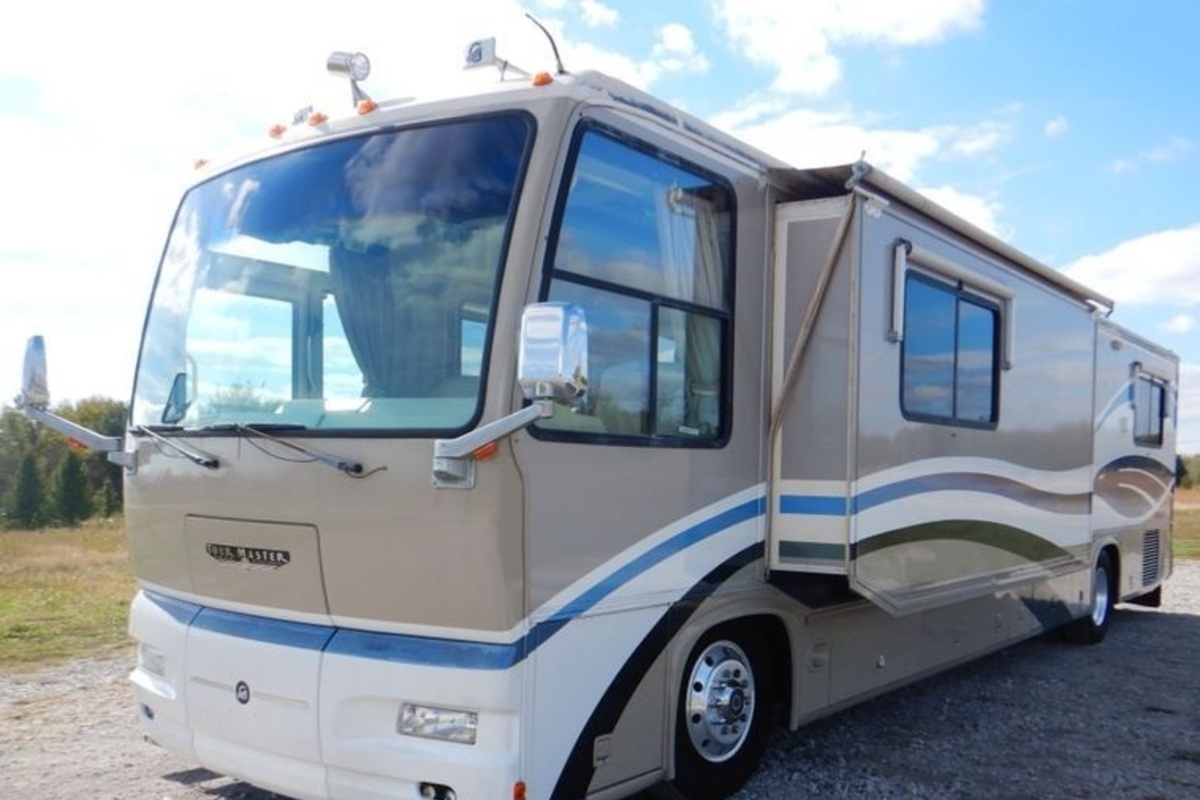 2000 Gulf Stream Spartan Tour Master, 0