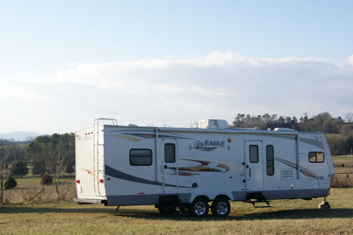 2011 Jayco 34' 322 FKS ULTRALIGHT DOUBLE SLIDEOUT, 2