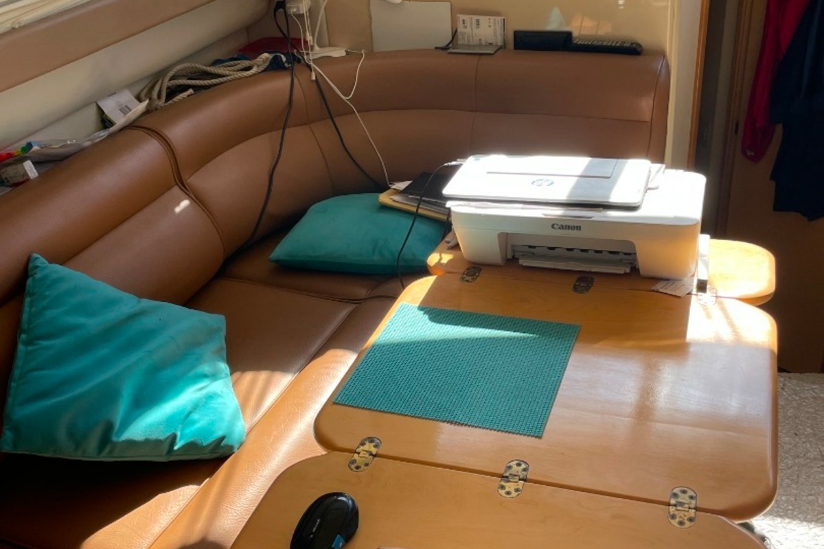 2002 Bayliner 3488 Command Bridge, 4