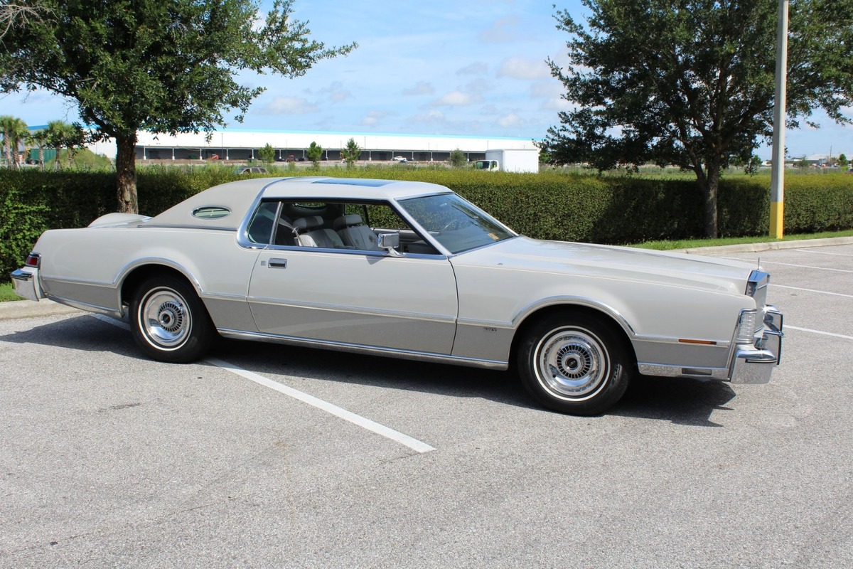 1976 Lincoln Mark 4 Cartier Desiginer   Bi Centenial Addition Rare, 0