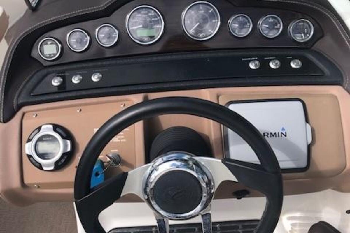 2012 Cobalt Boats 242, 4