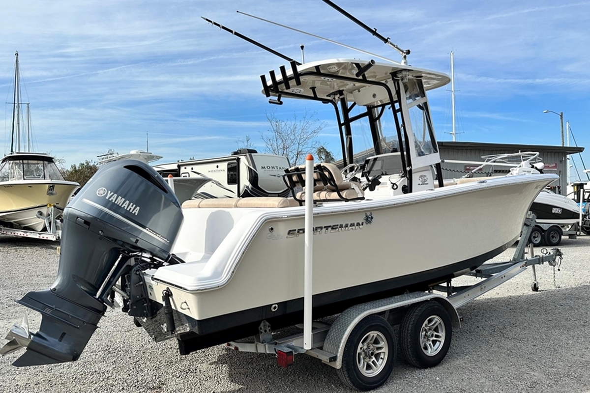 2019 Sportsman Boats Heritage 231, 2